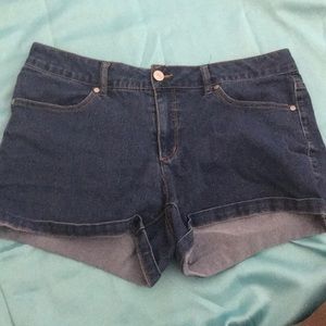 Medium wash mini shorts